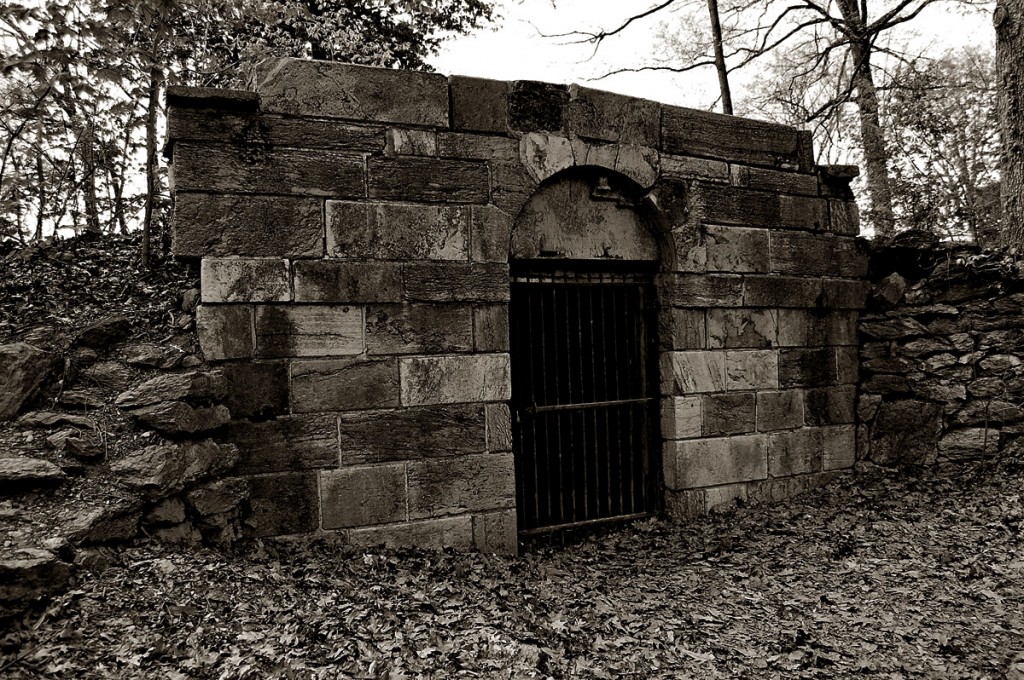 Heyser Wine Cellar still located near the Mansion House
